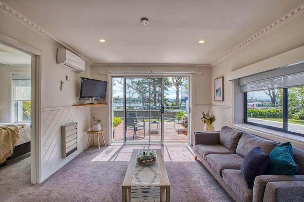 Georges Bay Apartments St Helens Exteriör bild