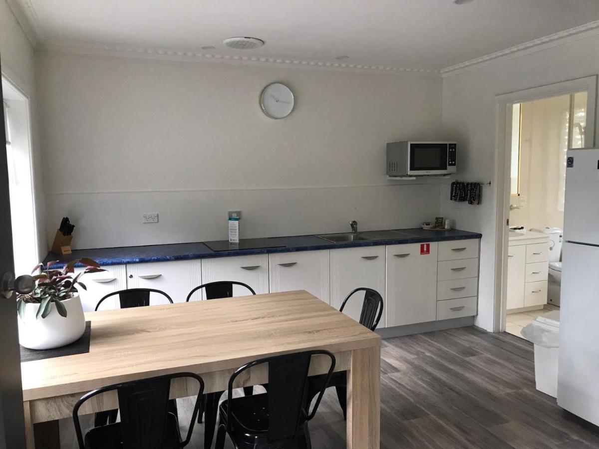 Georges Bay Apartments St Helens Exteriör bild