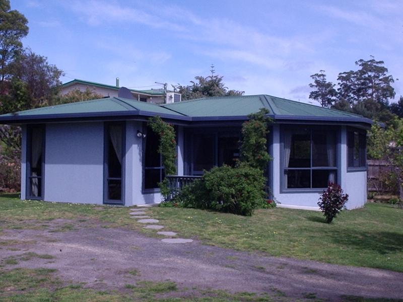 Georges Bay Apartments St Helens Exteriör bild